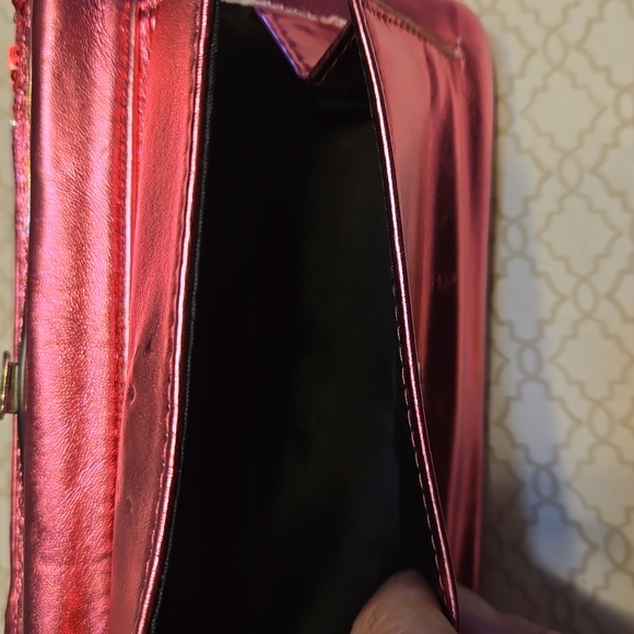 NWOT Pink and Silver Colored Buckel Wallet - Picture 7 of 7